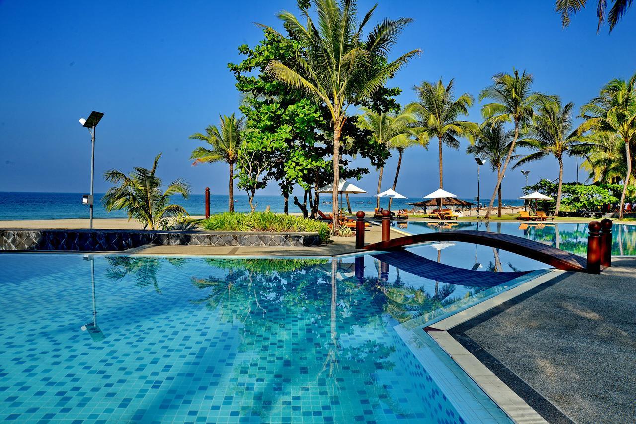 Aureum Palace Hotel & Resort Ngwe Saung Ngwesaung Exterior foto