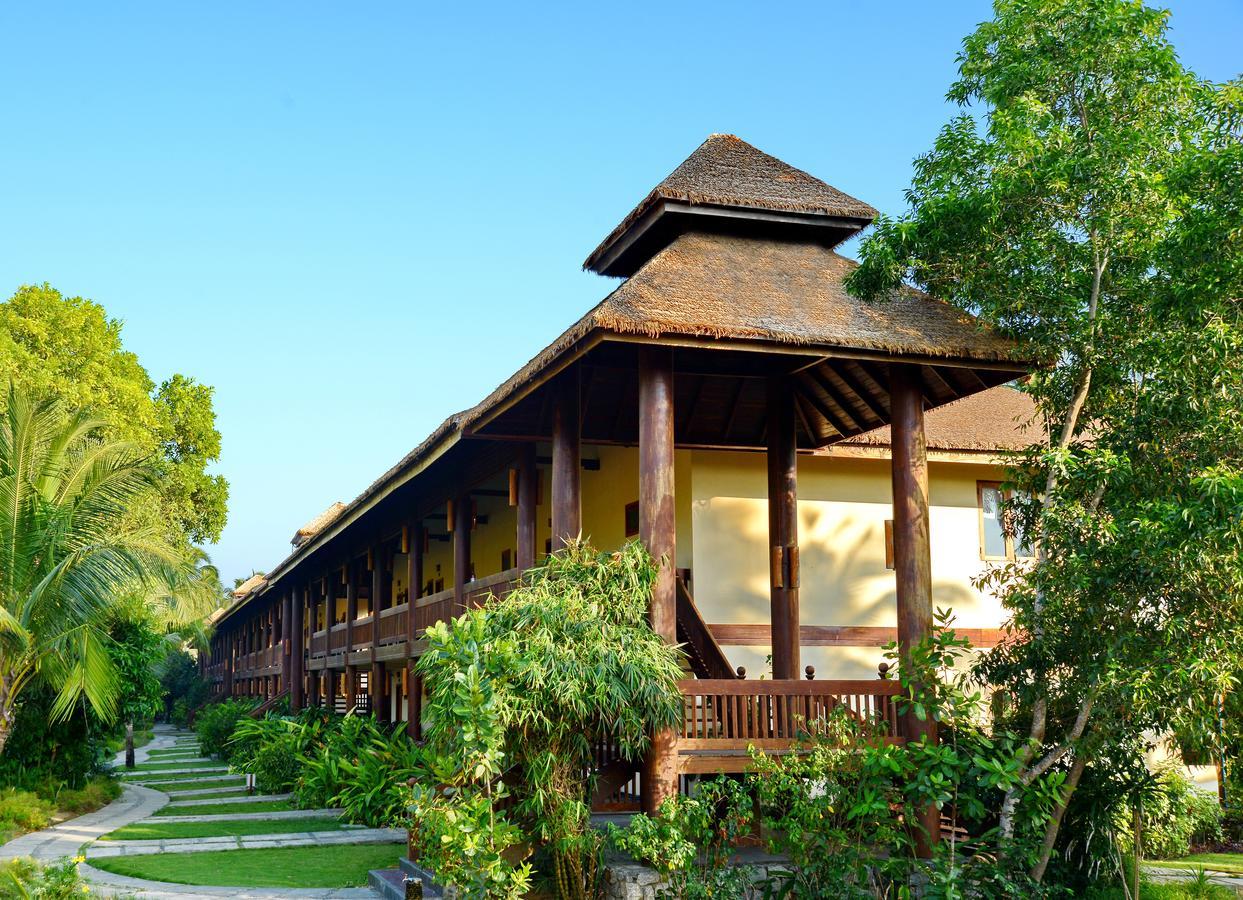 Aureum Palace Hotel & Resort Ngwe Saung Ngwesaung Exterior foto
