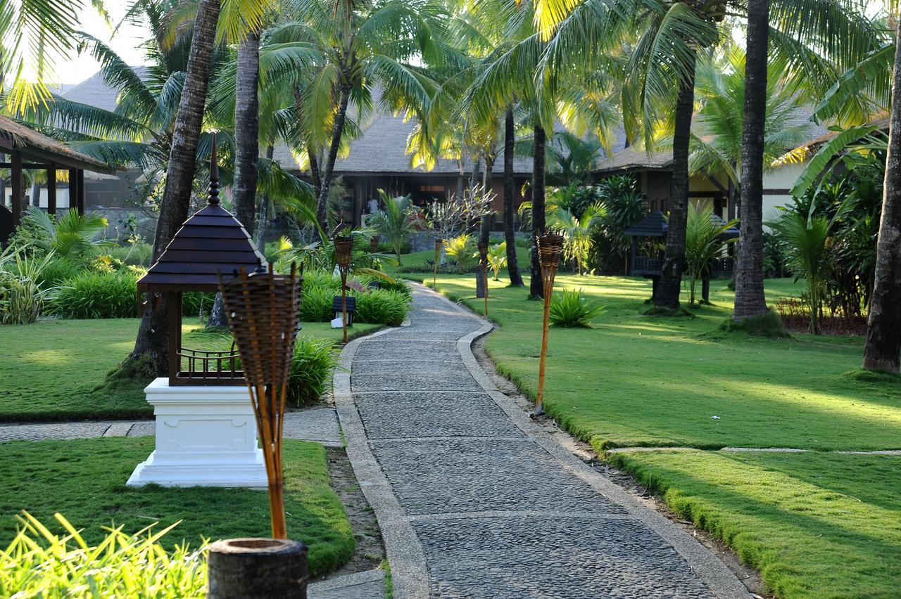 Aureum Palace Hotel & Resort Ngwe Saung Ngwesaung Exterior foto
